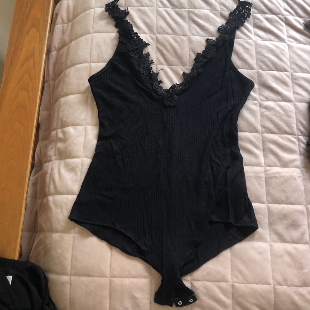 LF Emma & Sam Black Bodysuit Size M